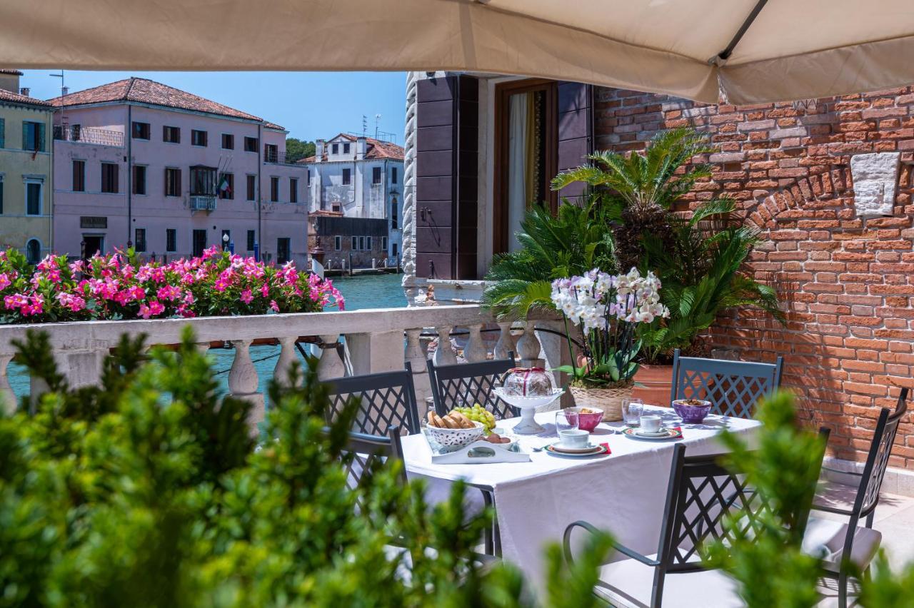 Ca' Dei Cuori On The Grand Canal 威尼斯 外观 照片
